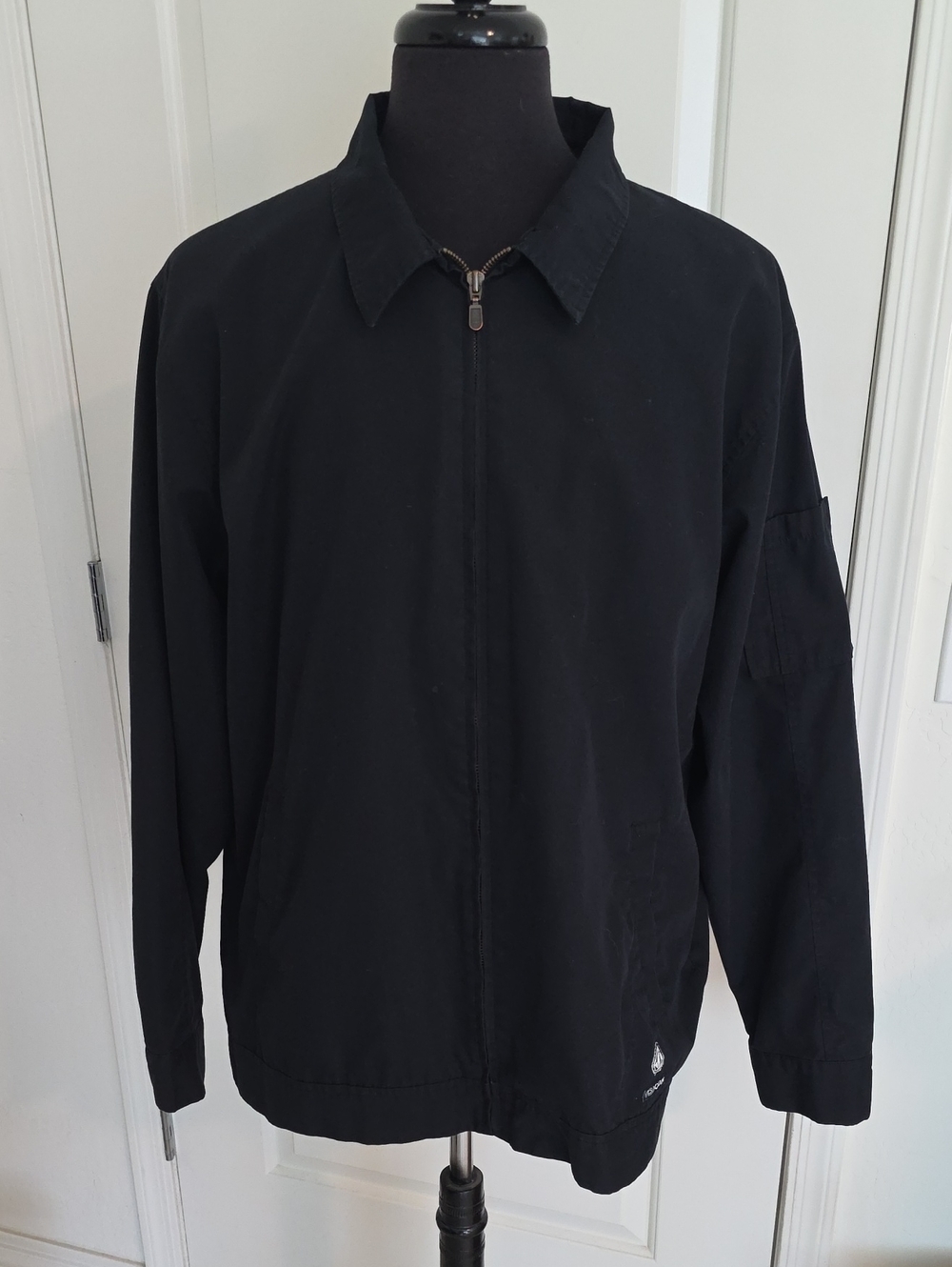 Volcom Men's Black Lightweight Zip Shirt Jacket